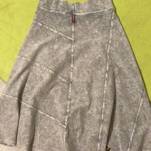 HARD TAIL skirt in like new condition!